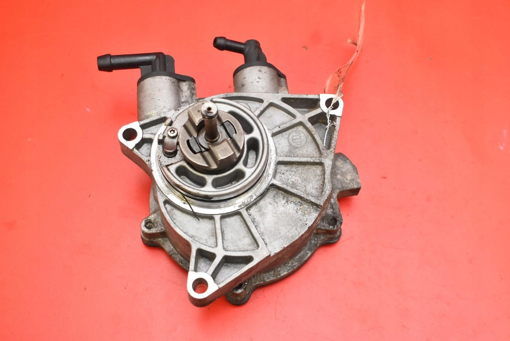 фото №5, Насос вакуум вакуум 9140300110 chevrolet captiva 1 i 2.2 vcdi 184 km 11-13