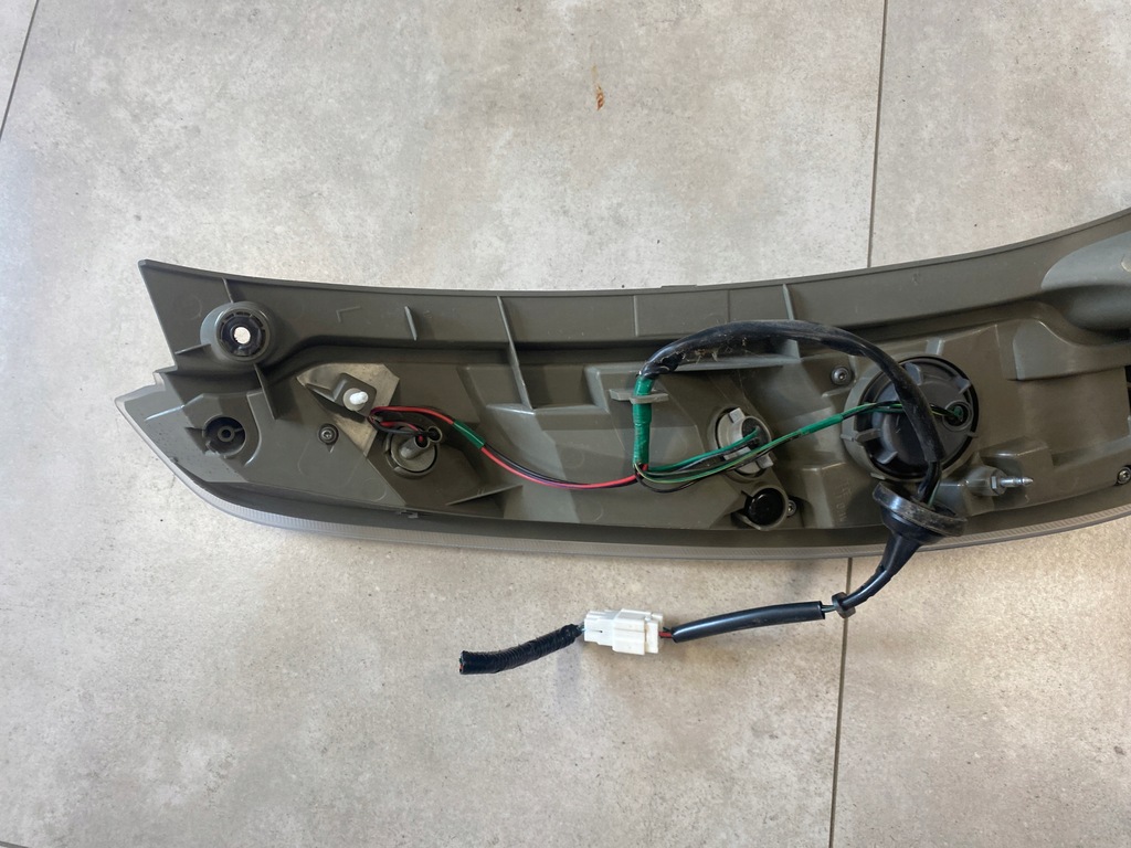 фото №9, Nissan leaf i лампа лівий задня led 26555 3nl0a