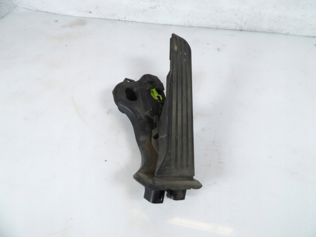 фото №1, Skoda superb ii 2.0tdi педаль потенциометр газа 1k1723503ap