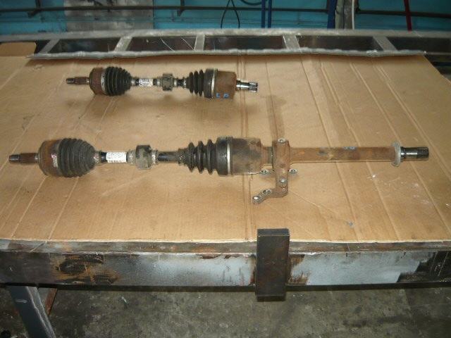 фото №1, Honda civic ufo 2,2 ctdi приводной вал правая длинная 06-11r