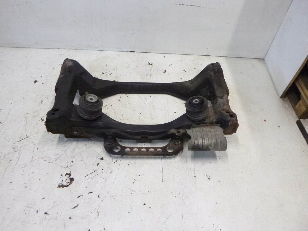 фото №4, Подрамник подрамник балка передние mb w210 2.2cdi 02r.