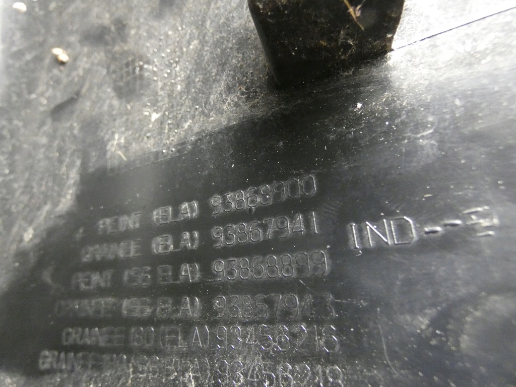 фото №7, Renault trafic iii кутик лампи бампера лівий задня задній 93868900