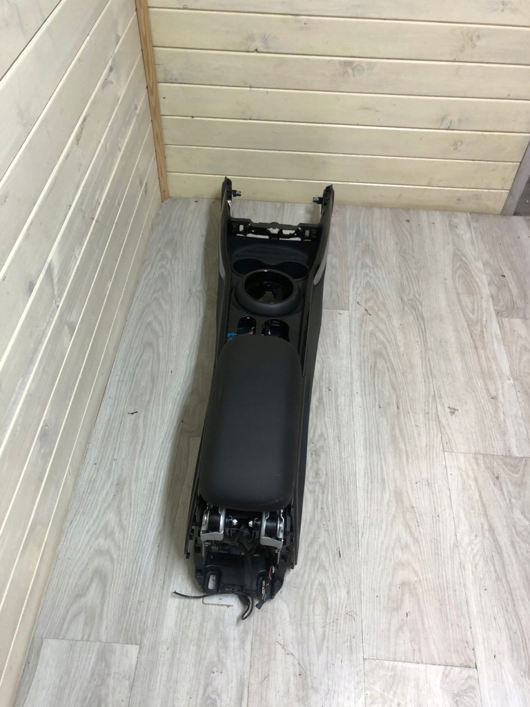 фото №3, Mini f55 f56 f57 туннель средний зарядное устройство