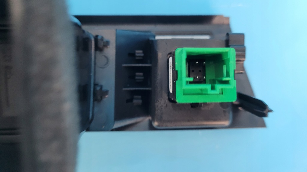 фото №8, Opel astra l vi gse 23r решётка обдув средняя 98400739 98400739zd