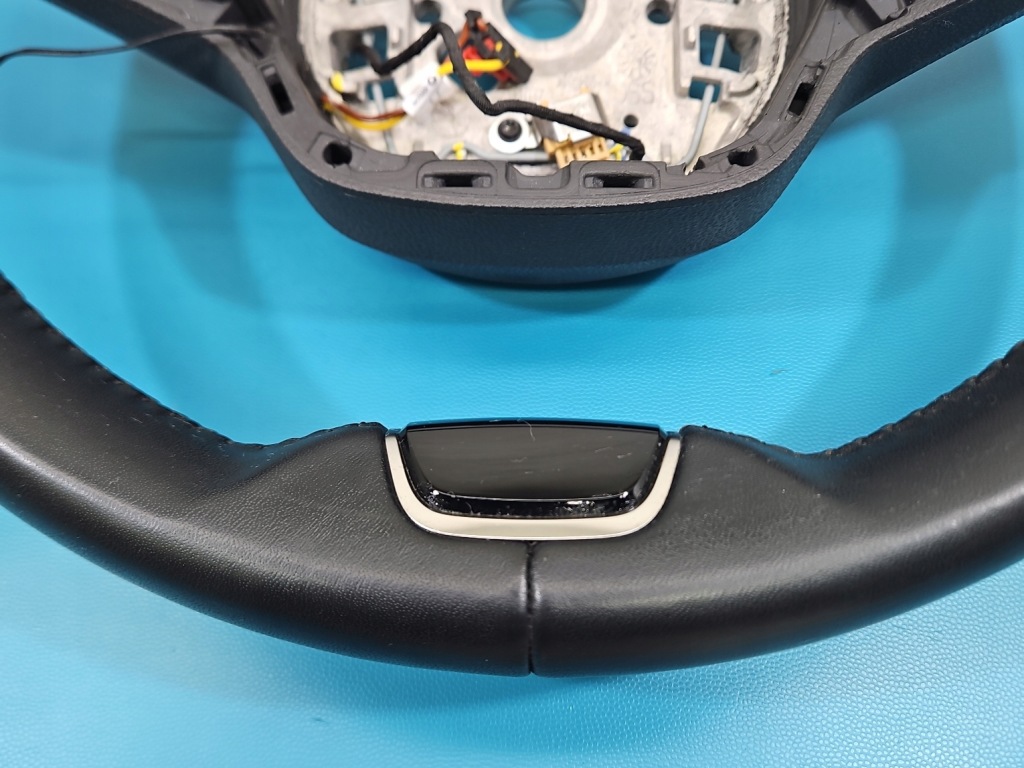 Купить Воздуховод кожаный с подогревом лепестки переключения skoda kamiq 23-