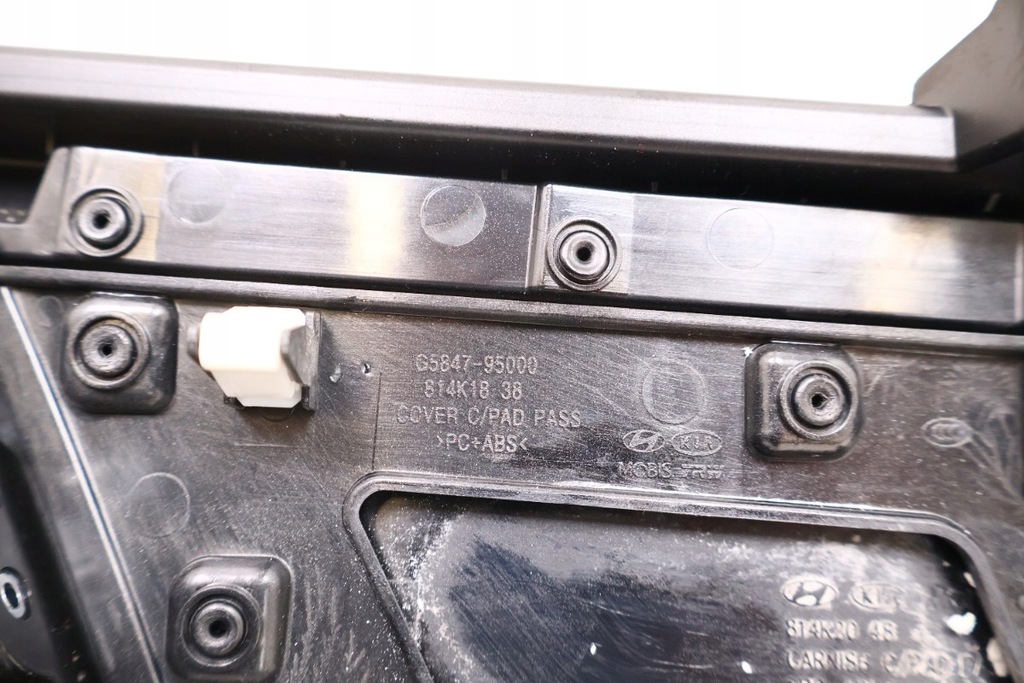 фото №7, Kia niro i молдинг панелі ґрати обдув g5847-95000