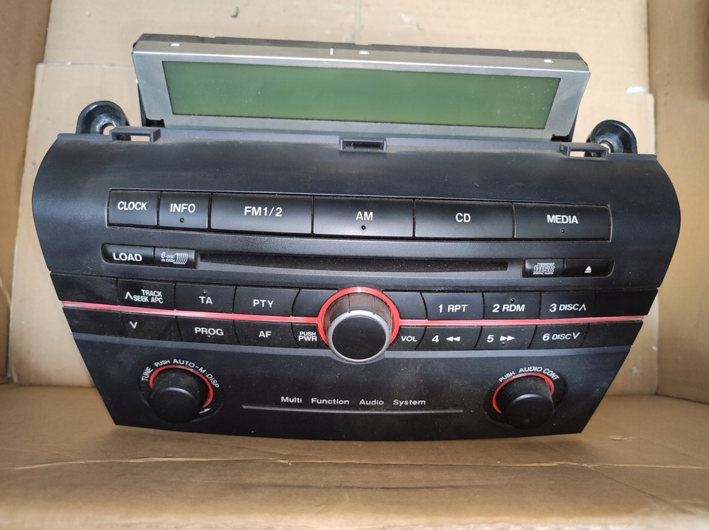 фото №1, Радиопроигрыватель mazda bp6l66arx