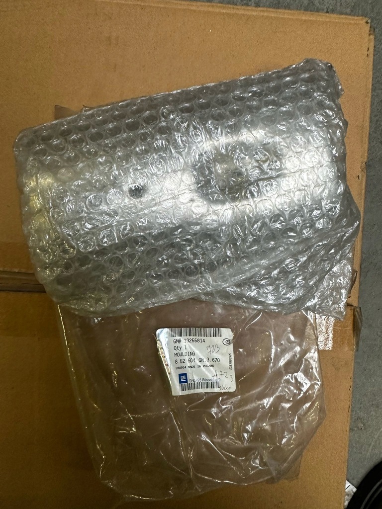 фото №1, Наконечник труби випускної insignia-a оригінальний номер 13255814