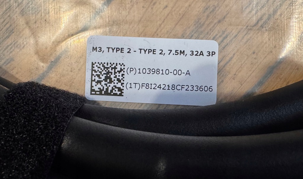 фото №6, Tesla полностью новый шланг зарядки зарядное устройство кабель 32a 7.5m оригинал