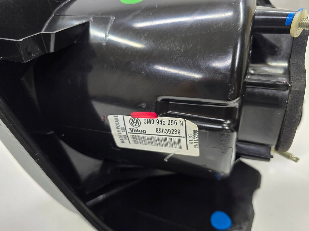 фото №12, Лампа задня vw golf v 5 5m0 plus 05-14 права задня