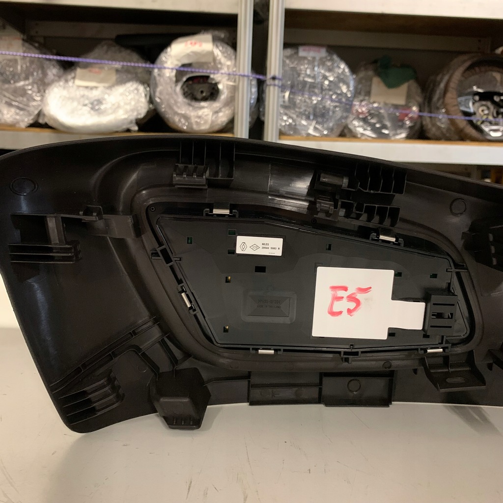 фото №6, Renault espace v правый панель управление сиденье 285665983r