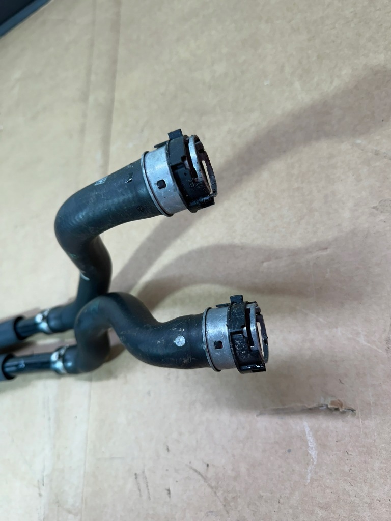 Купити Шланг рідина охолоджуючої, охолоджуючий, трубка mercedes eqa w243, h243