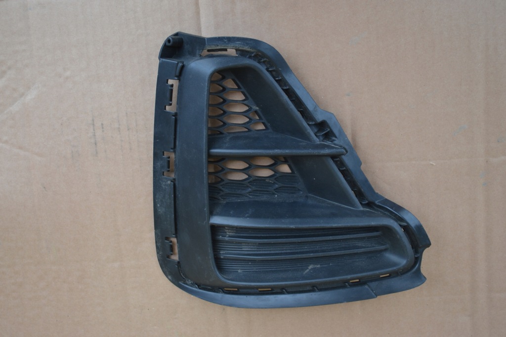 фото №1, Kia ceed решётка противотуманной фары левая 86523-j7000