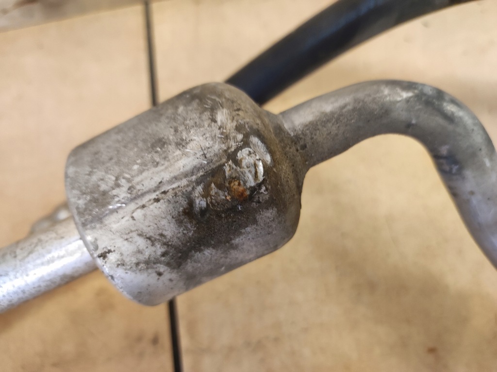 фото №5, Трубка шланг кондиционера tourneo connect