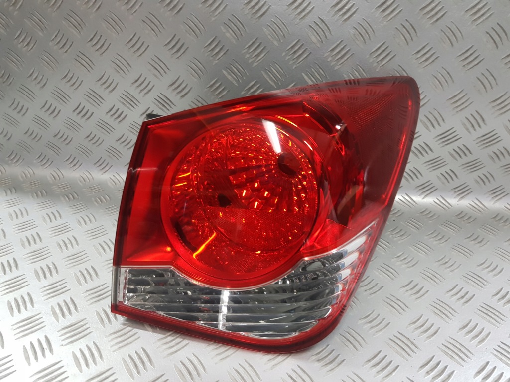 фото №1, Лампа права правий задня задня chevrolet cruze sedan