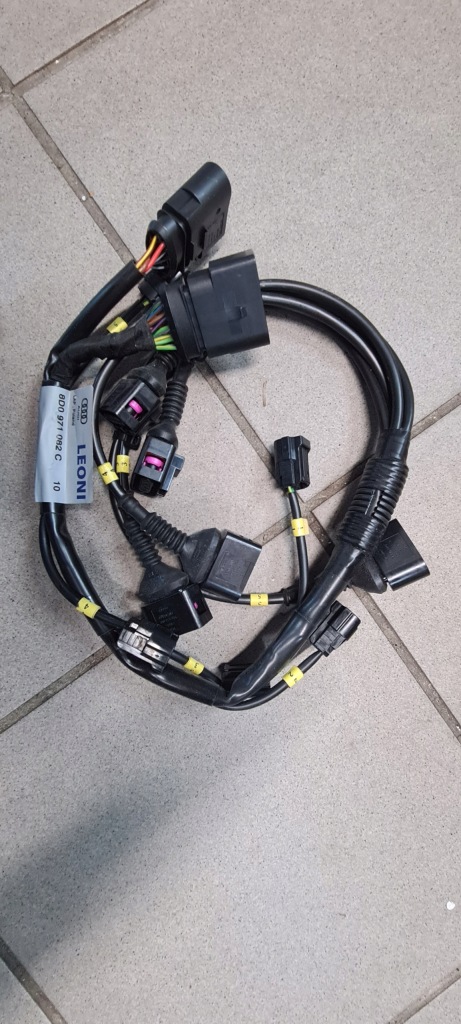 фото №1, Vw оригинальный номер жгут двигателя 8d0971082c