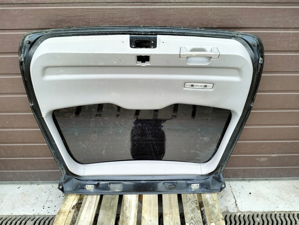 фото №13, Крышка багажника стекло задняя mitsubishi grandis 03-11 оригинал лак