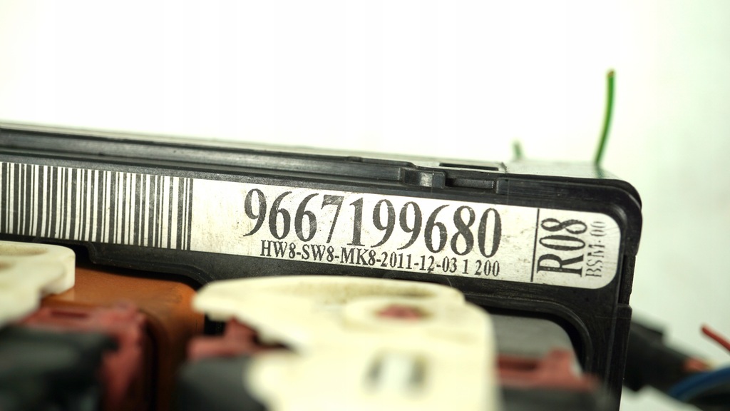 фото №4, Коробка предохранителей bsm r08 модуль bsm-00 citroen c3 picasso 9667199680