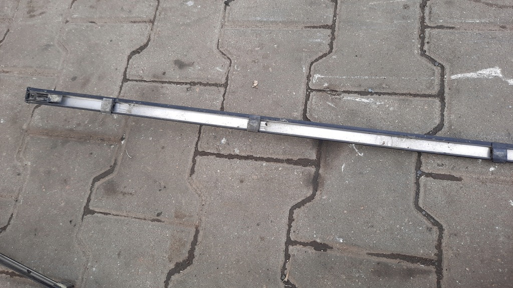 фото №5, Молдинг дахова mazda 3 05r hb