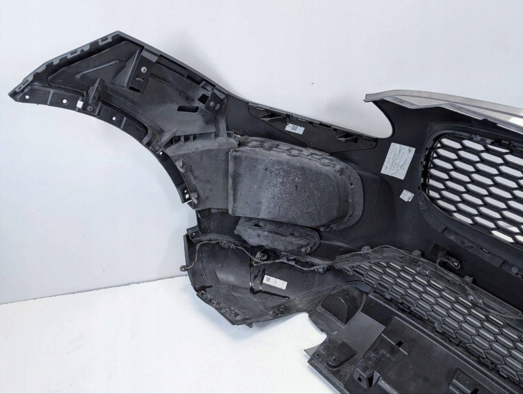 фото №10, Бампер передній kompletny jaguar e-pace x540 4pdc