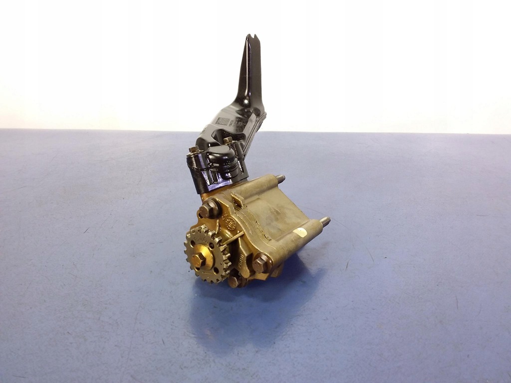 фото №1, Land rover discovery sport 2,0 t насос масла