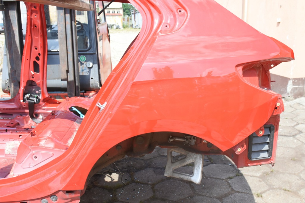 фото №1, Bmw 1 f40 f1h 19- крыло левый задняя a75