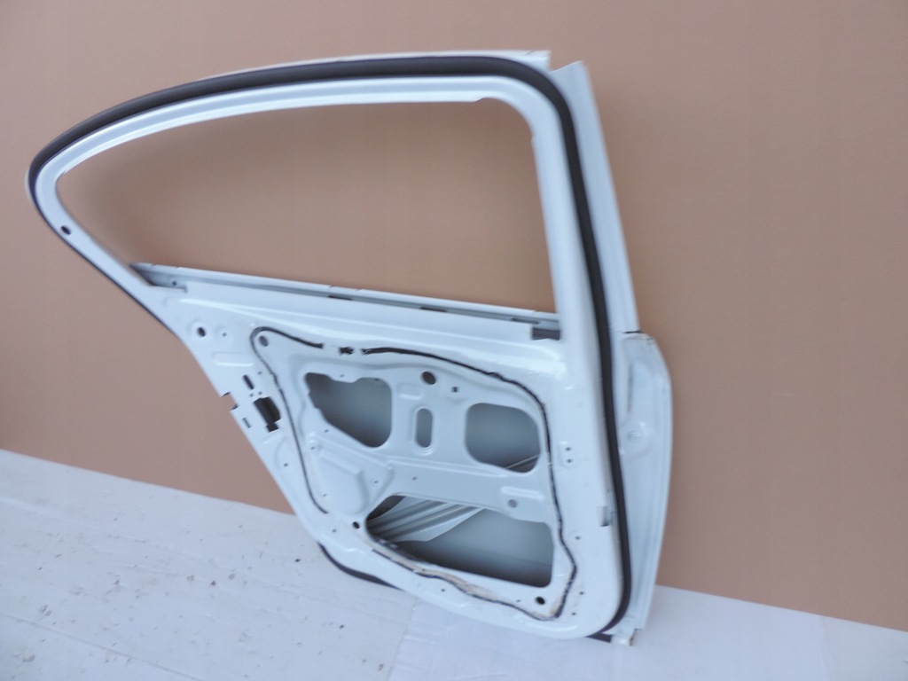 фото №8, Bmw 5 f10 f-10 2010 2011 дверь левая sedan