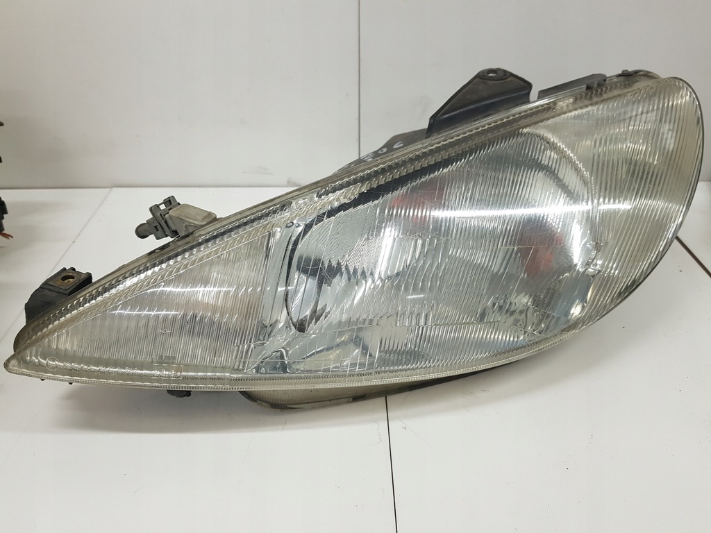 фото №1, Лампа левая передняя peugeot 206 9640559580