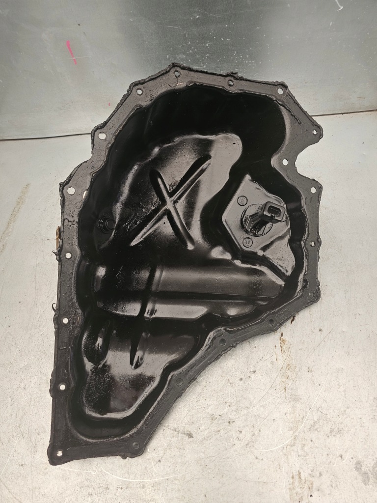 Audi a5 8t a4 b8 1.8 2.0 tfsi піддон масляна + датчик 03c907660m Київ