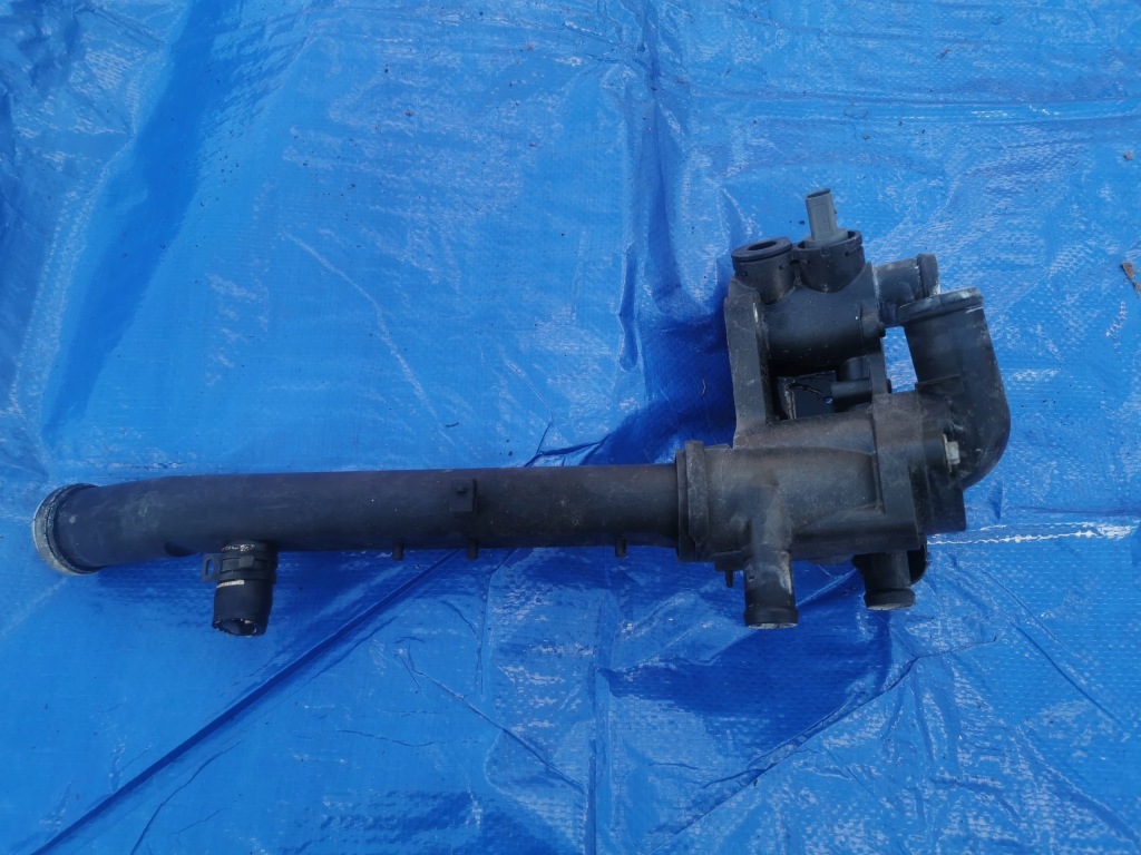 фото №1, Skoda fabia ii 1.4 корпус термостата 032121111