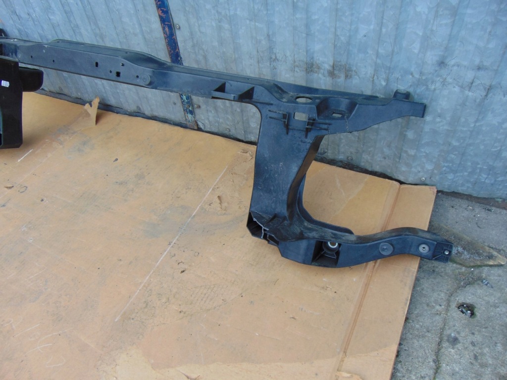 Підсилювач передній ремінь перед mercedes vito w447 Недорого