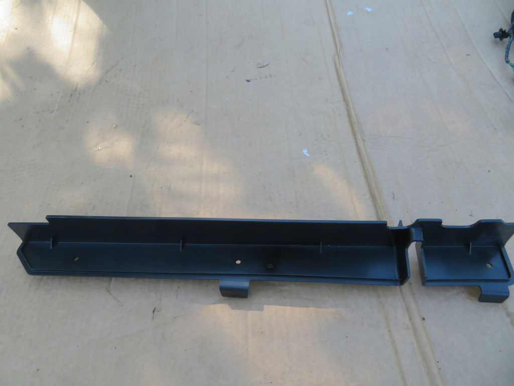 Кронштейн решётка бампера renault captur 2013-2017 Недорого