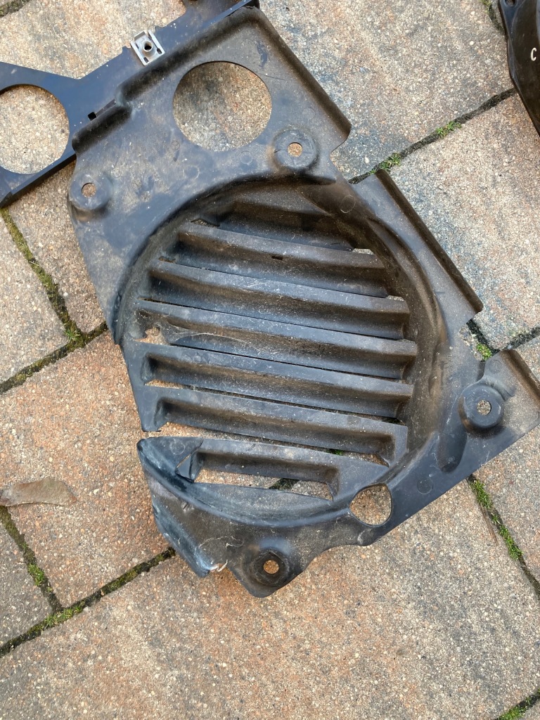 Mercedes g-klasa a463 вентилятор радиатора масла Недорого