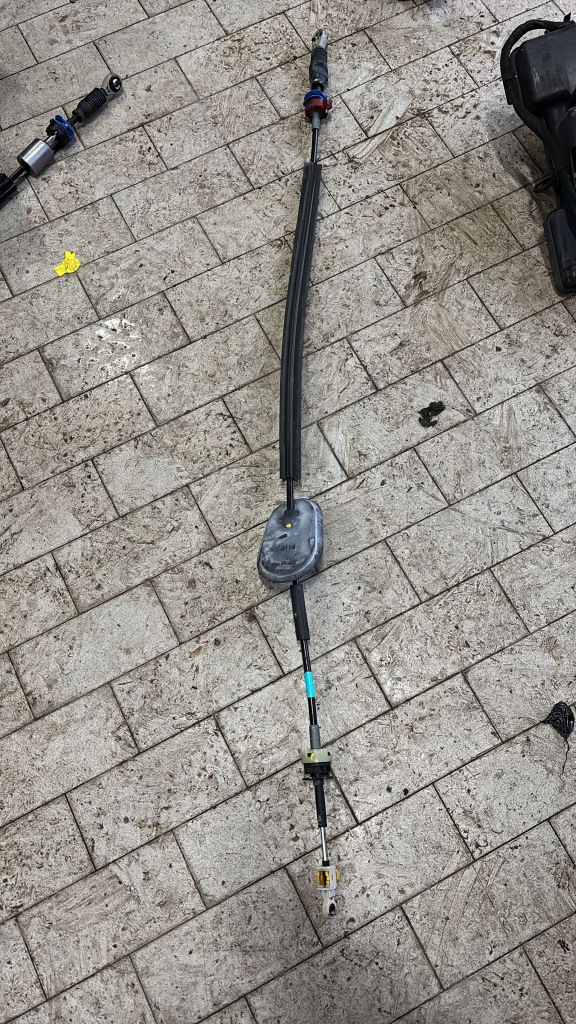 фото №1, Тросы трос переключения передач renault talisman 349355297r