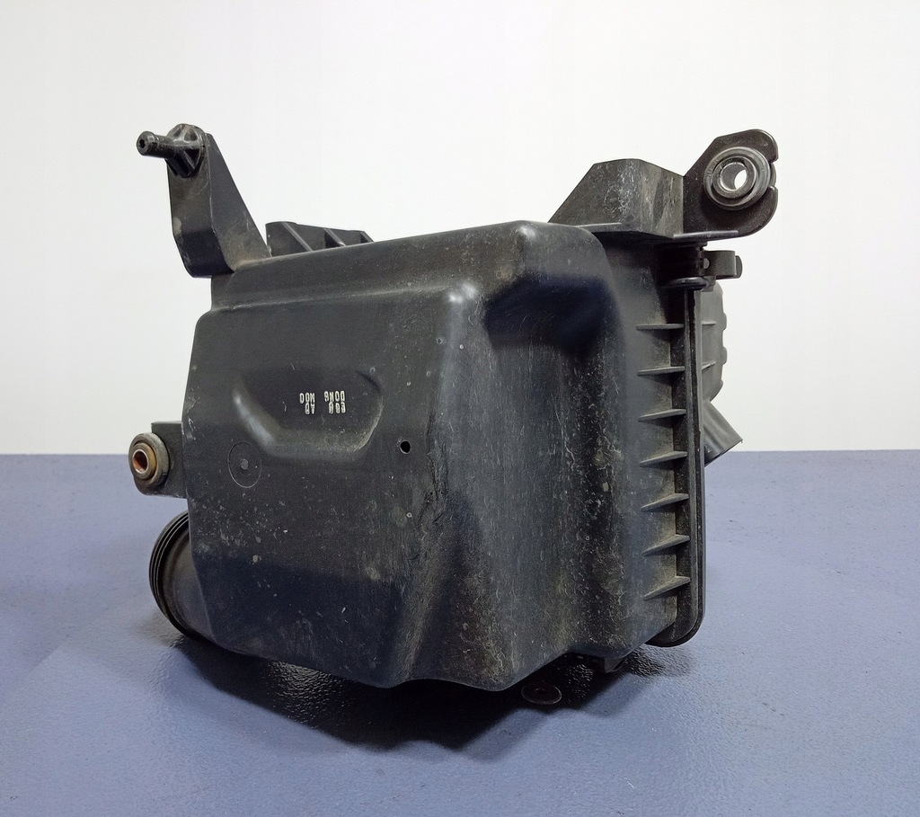 фото №4, Hyundai i30 i 1.6 crdi корпус фильтра воздуха 28110-1h250