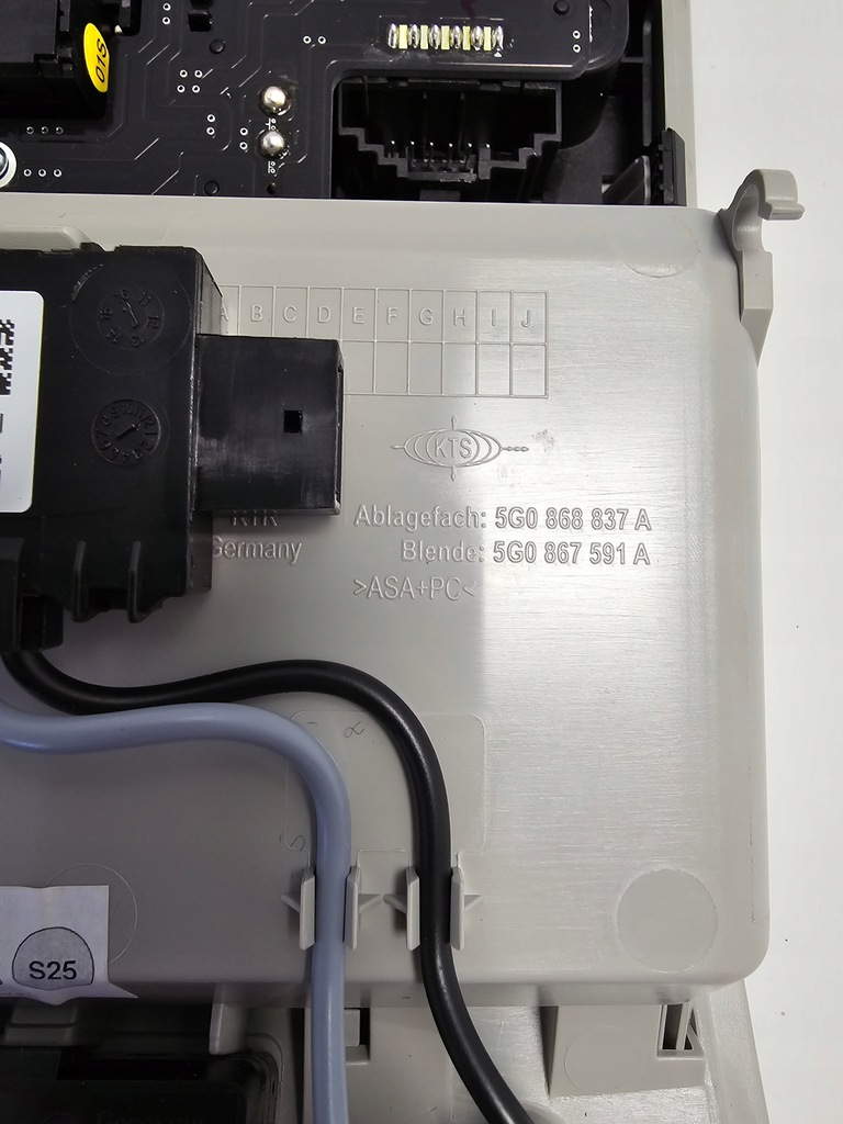 фото №11, Vw golf vii 7 лампа потолочный панель led 5g0868837a