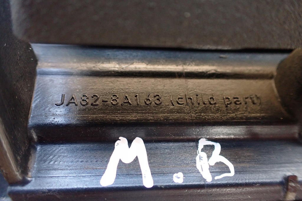 фото №11, Land rover range rover velar 17- ja82-8a163 решётка радиатора решётка радиатора