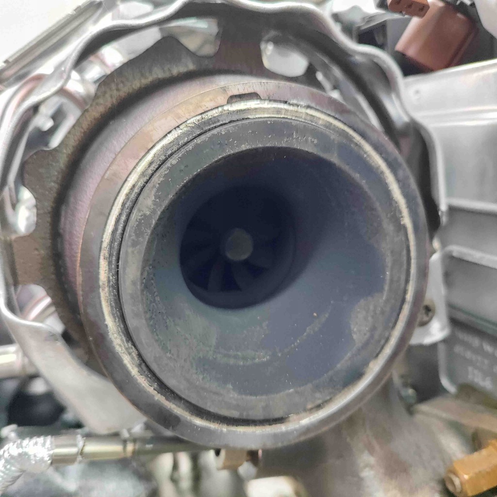 фото №10, Двигатель vw golf viii cd1 dtu 31693390 2.0l 147kw 2021