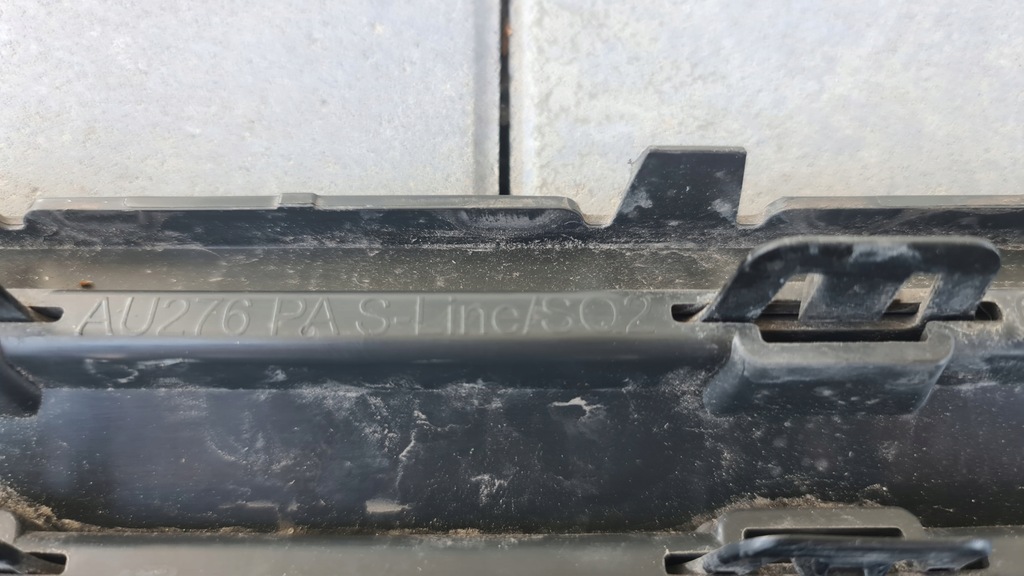 фото №9, Молдинг спойлер бампера задня audi sq2 s-line q2 81a807833