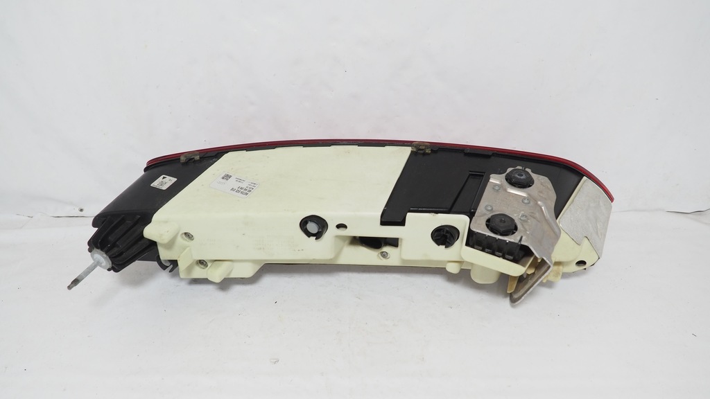 фото №4, Audi r8 лампа led права задня 4s0945096b