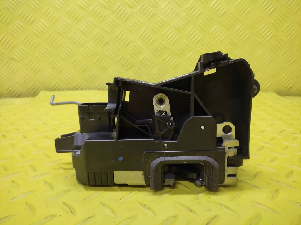 фото №4, Opel signum замок дверь левый перед 13157763