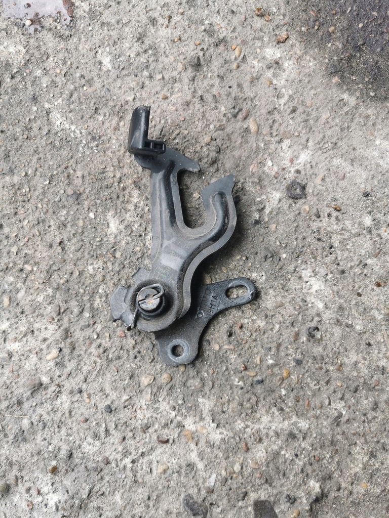 фото №3, Volvo v40 замок засувка капот комплект