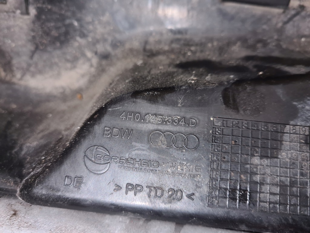 фото №6, Радиатор масла audi s8 d4 4h 4.0 tfsi 4h0117015e