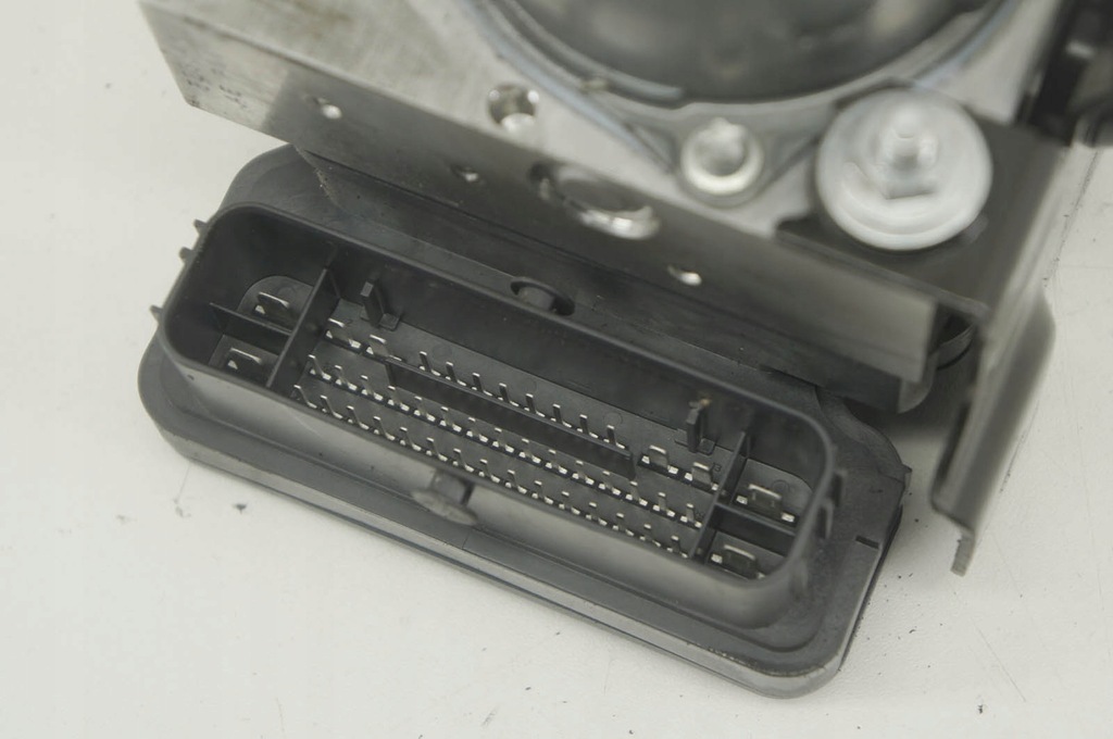 фото №5, Fp400 jaguar xe x760 2.0d насос abs gx73-14f447-af