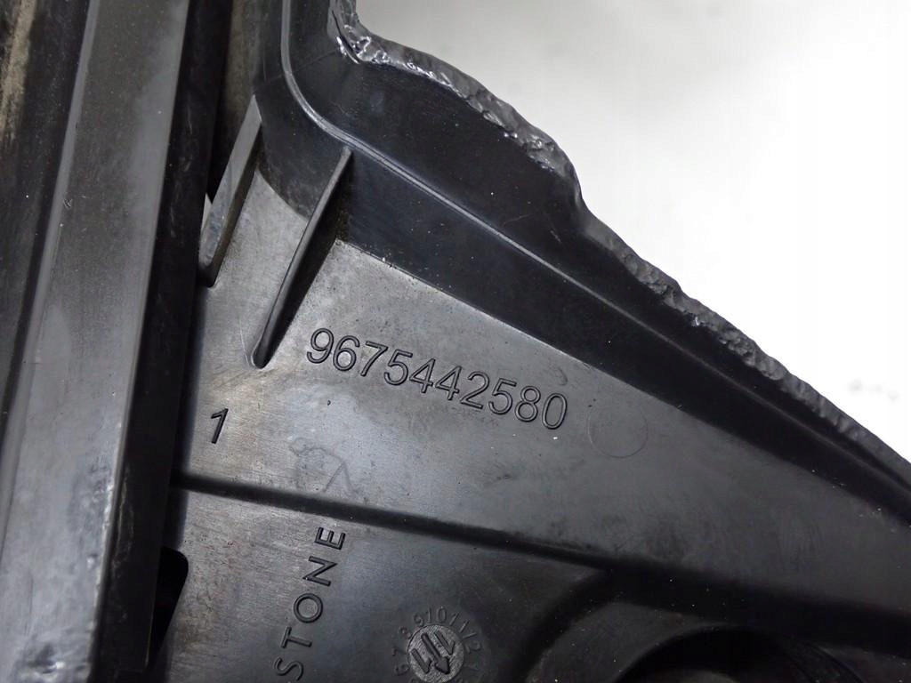 фото №11, Корпус фильтра воздуха 9673061080 peugeot 308 i t7 1.6 e-hdi 9h05 11r