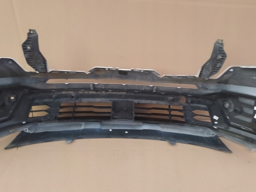 Kia sorento iv 20- бампер передній без  отворів lux Оригінал