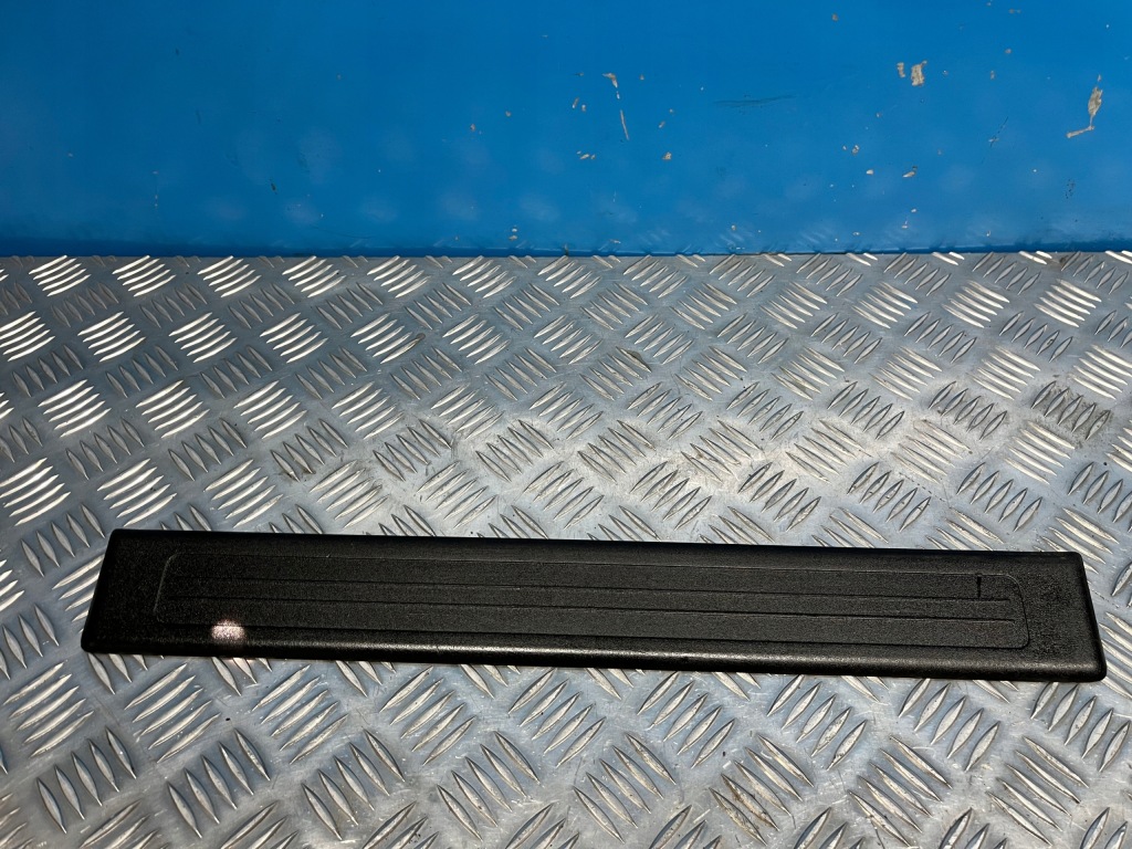 Купить Mercedes gl w164 накладка порог правый перед a1646800435