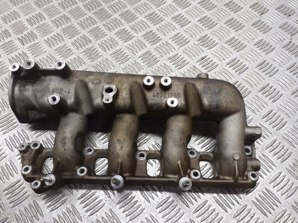Купити Колектор впускний  fiat stilo 1.9 jtd 46761259