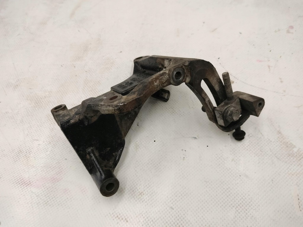 фото №5, Основа насос підсилювача toyota hilux 2.4 d4d 17r 030816