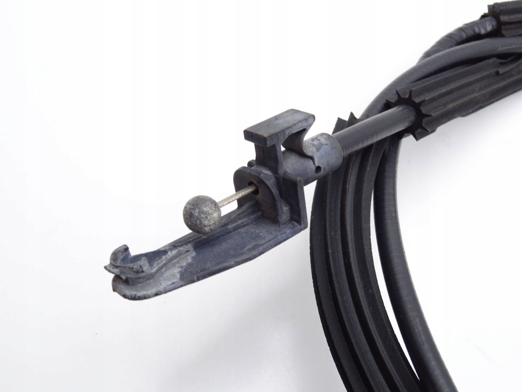 Трос ручка открывания капот vw golf v plus 5m1823531a / 5m0823535 nr106 с Разборки